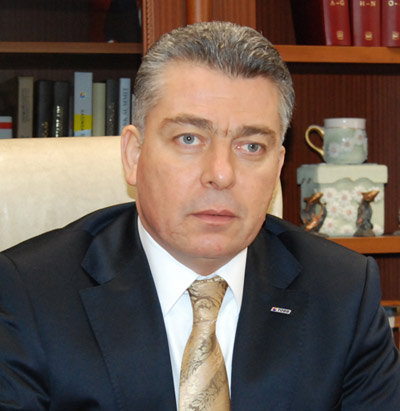 Yılın Kaymakamı seçilen Yaşar KARADENİZ'e, NTO'dan kutlama mesajı