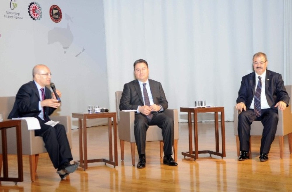 Mehmet Özyurt Gaziantep Ekonomi İstişare Forumu’na katıldı.
