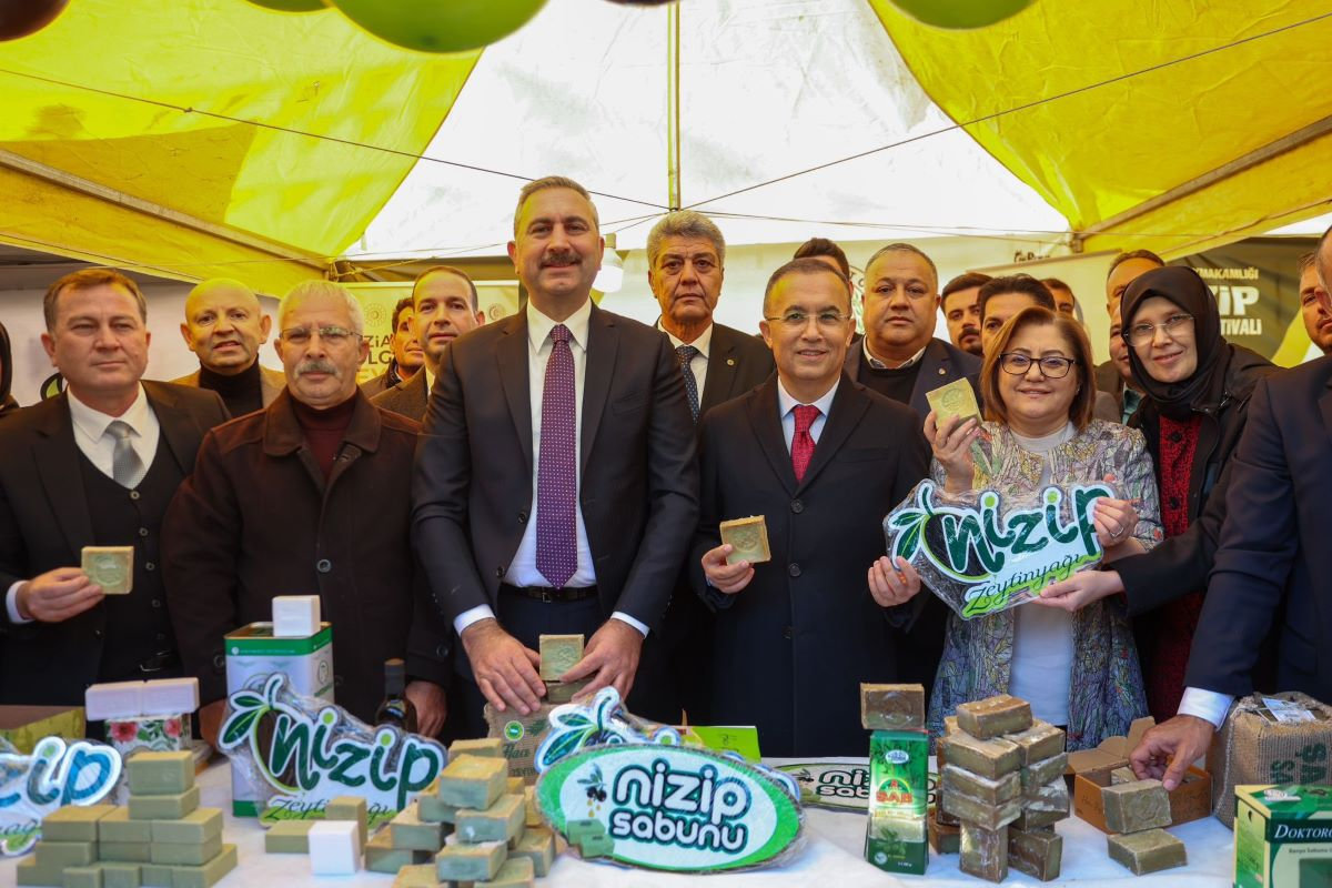 Nizip Ticaret Odası Standına Protokol ve Halktan Yoğun İlgi