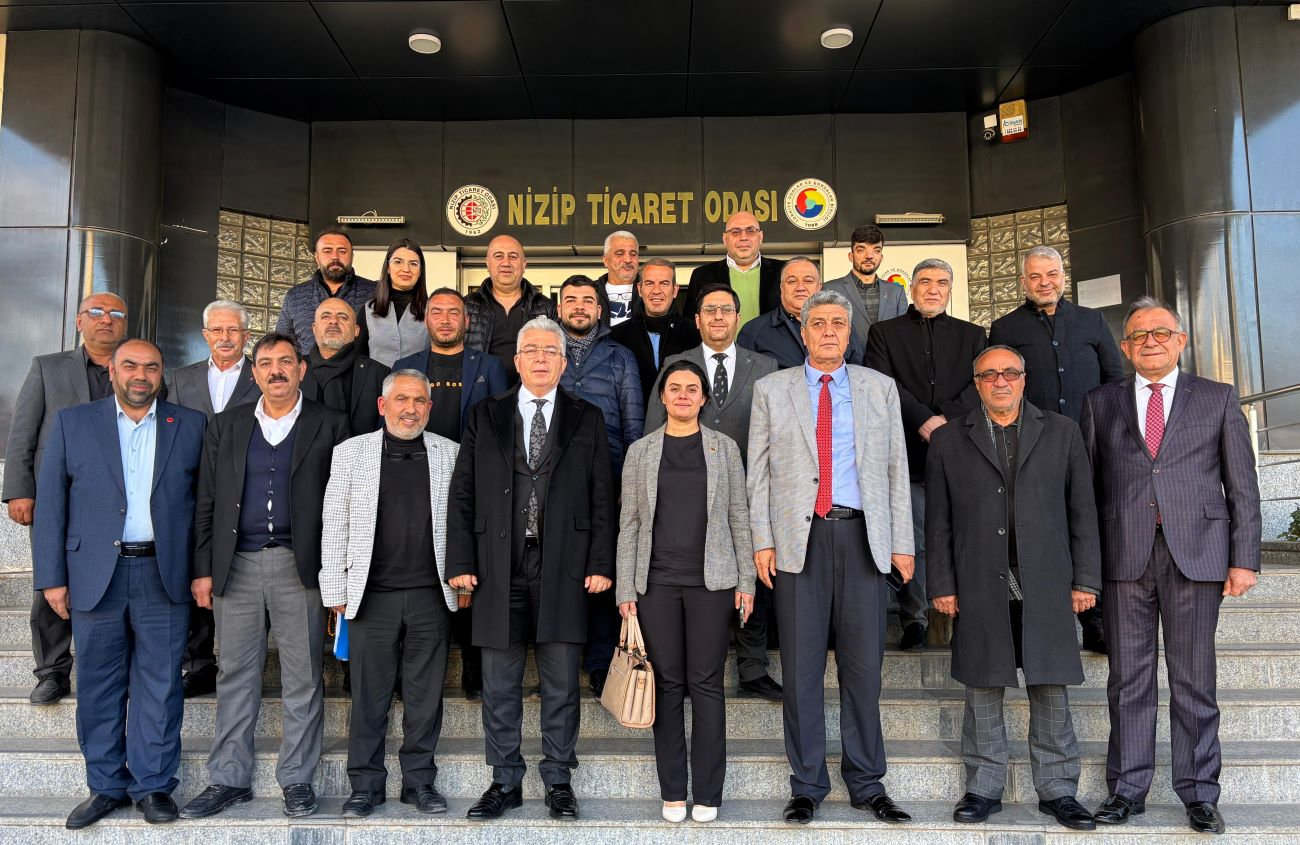 Yeniden Refah Partisi Nizip İlçe Başkan V Derviş Dörtbudak  ve Heyetinden Nizip Ticaret Odası’na Ziyaret
